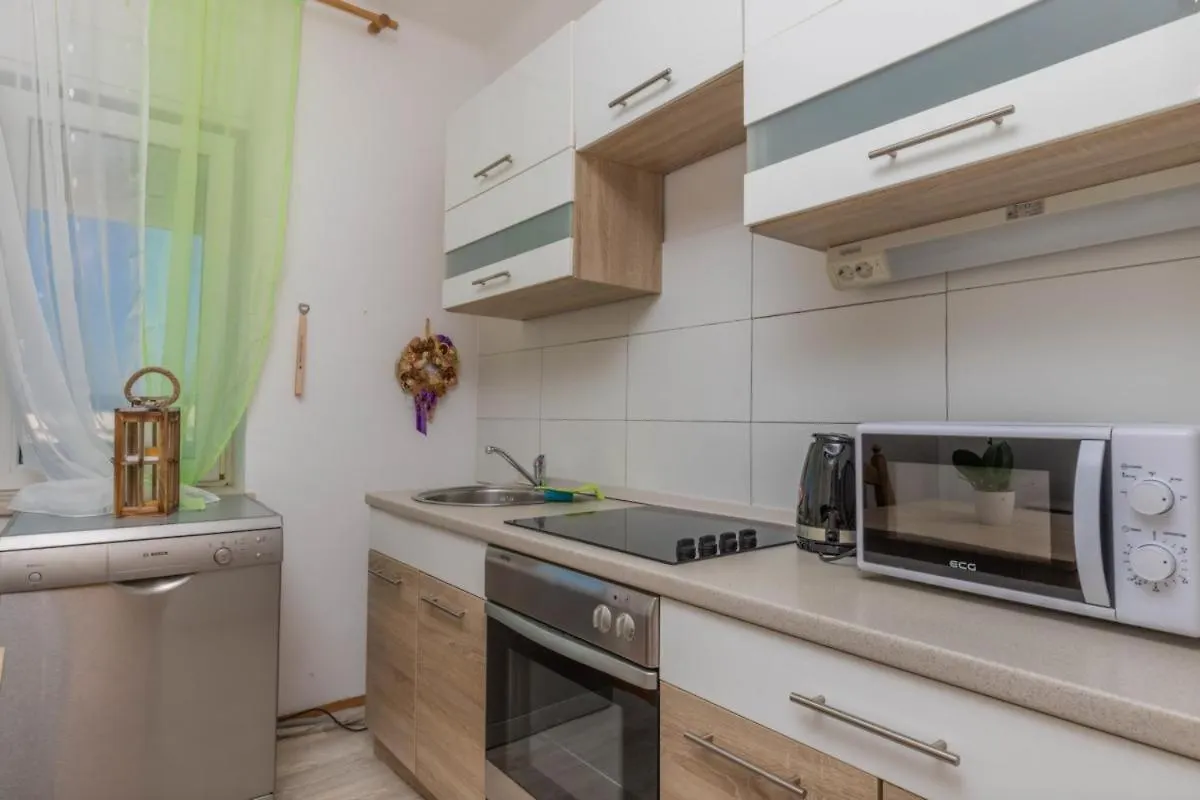 Studio Apartment Iva Crikvenica