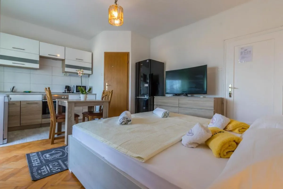Guest house Studio Apartment Iva Crikvenica Croatia