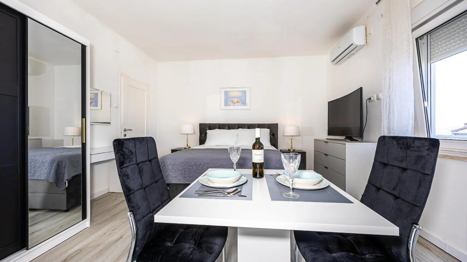 Studio Apartment Iva Crikvenica Vendégház