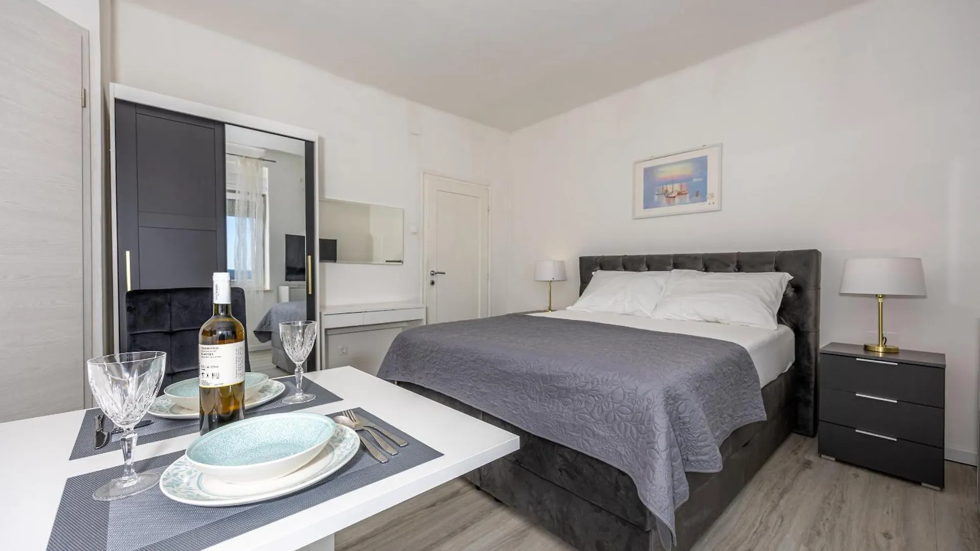 Studio Apartment Iva Crikvenica 0*,