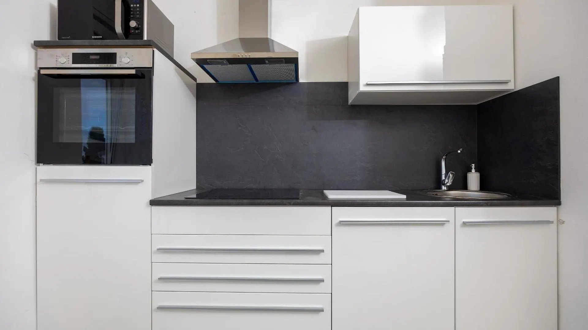 Studio Apartment Iva Цриквеница Хорватия